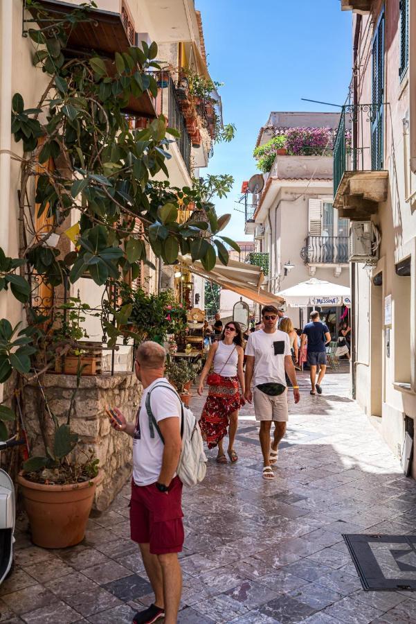 Blondie Taormina Ngoại thất bức ảnh